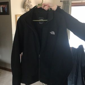 Fullzip northface. No hood, soft fleece inside